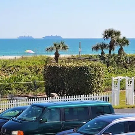 Atrium Condo Oceanview Standard - Sleeps 4 308